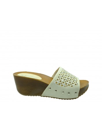 Klapek damski na koturnie M.Daszyński SA144-6,Kolor beżowy