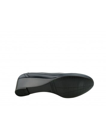 Czółenko damskie na koturnie Tamaris1-22320-22B, Kolor czarny