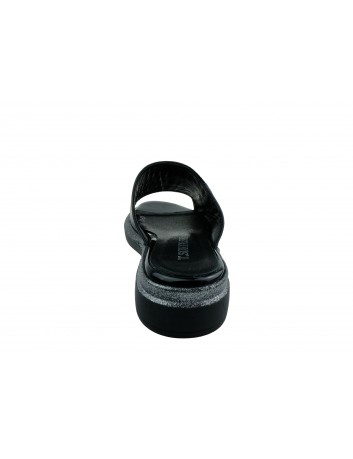 Klapki skórzane damskie LU,T.Sokolski,Kolor czarny