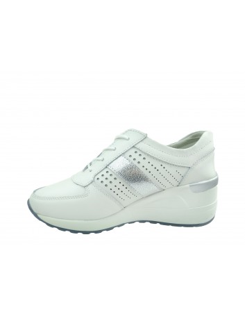 Sportowy skórzany but T.Sokolski OC 125-Y01,Kolor biały