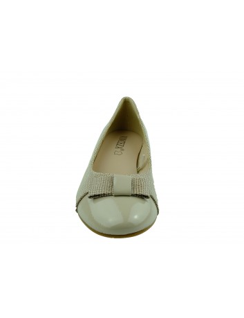 Czółenko damskie VINCEZA 20-10517,Kolor beżowy