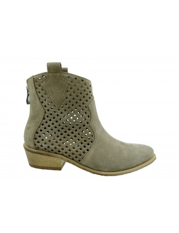 Skórzany botek damski JUMA 2715,Kolor brązowy