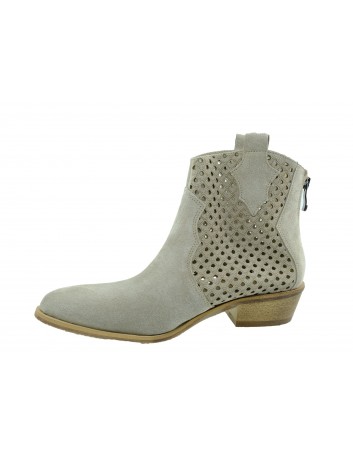 Skórzany botek damski JUMA 2715,Kolor beżowy