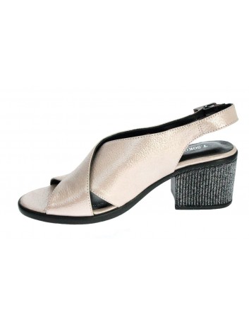 Sandały skórzane damskie na niskim obcasie LU G023-4002,T.Sokolski,Kolor różowy