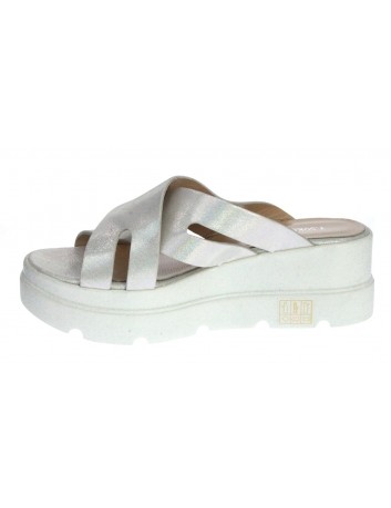 Klapek skórzany damski-biały koturn LU G182-529,T.Sokolski,Kolor biały