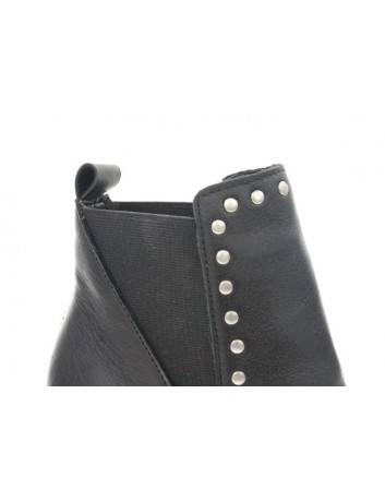 Botek damski skórzany na obcasie Gaia Verdi, Kolor czarny