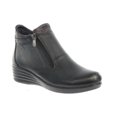 Skórzany botek damski T.Sokolski BK WW009,Kolor czarny