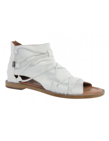 Sandały skórzane damskie T.SOKOLSKI LP 95-657 biały